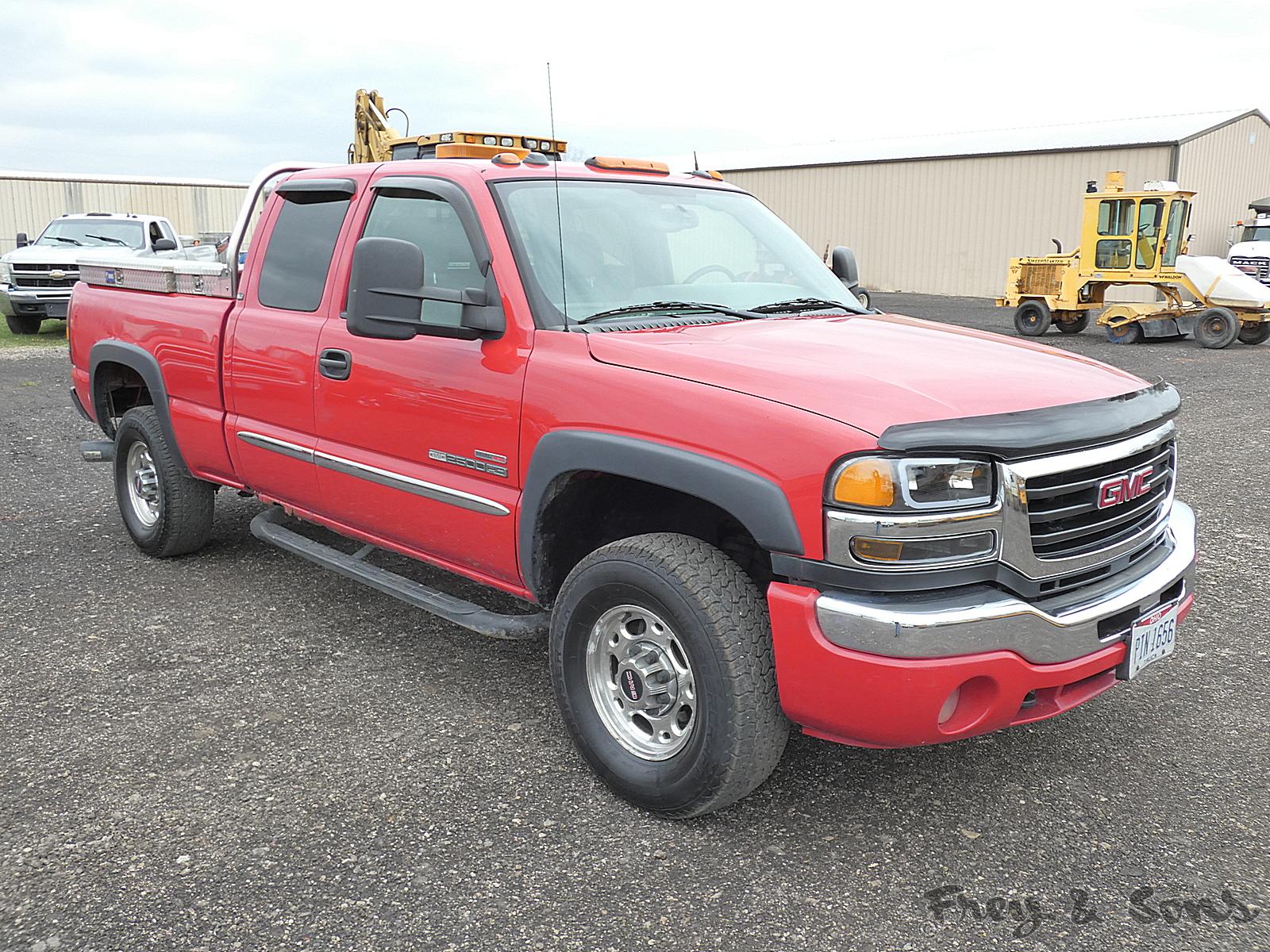 2005 GMC 2500HD 4x4  Ext. Cab Pickup, SN:1GTHK29245E339920, Duramax Diesel,