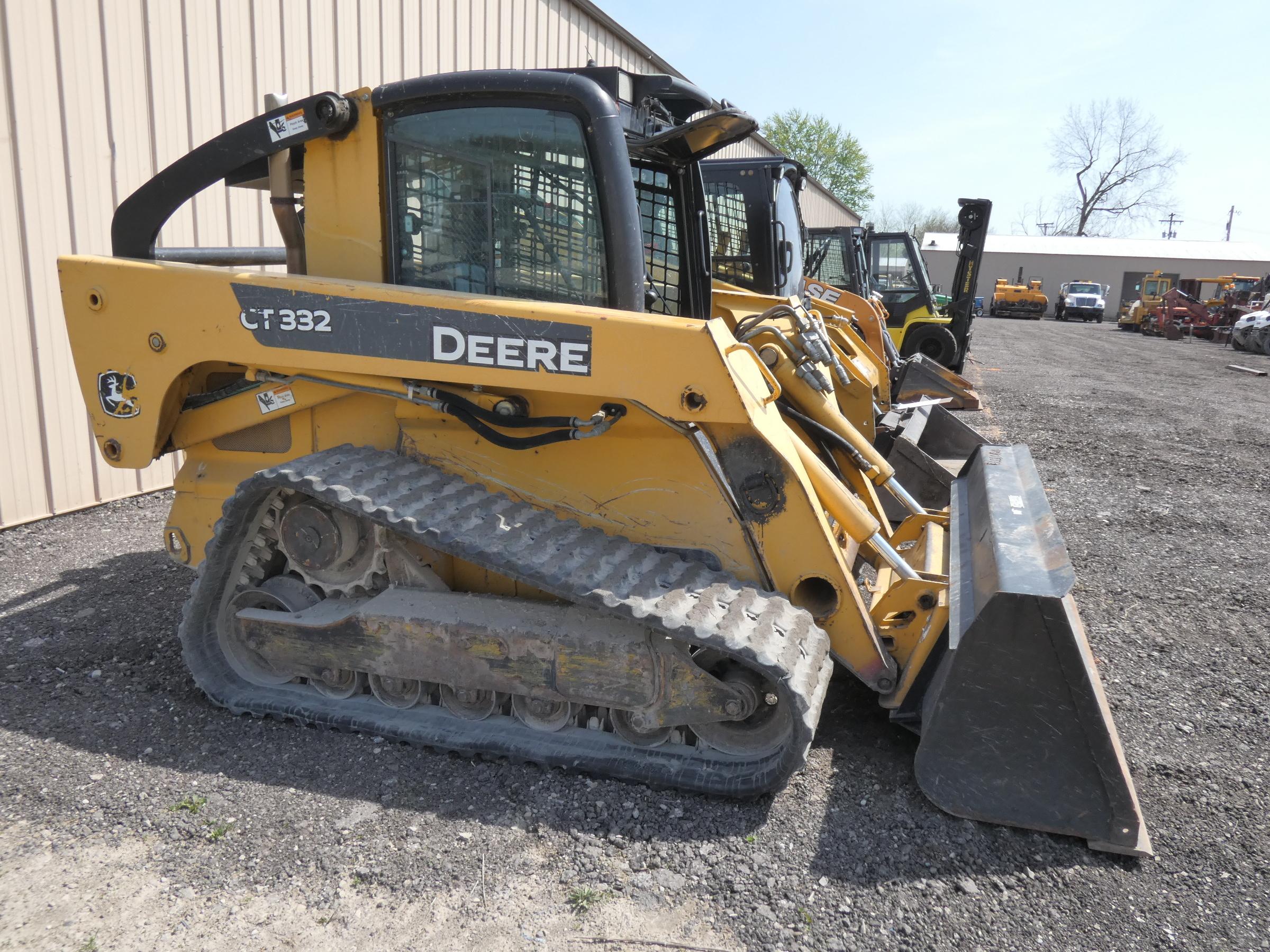 John Deere CT322 Compact Track Loader, SN:171612, EROPS w/ Air, Hyd QT, Aux