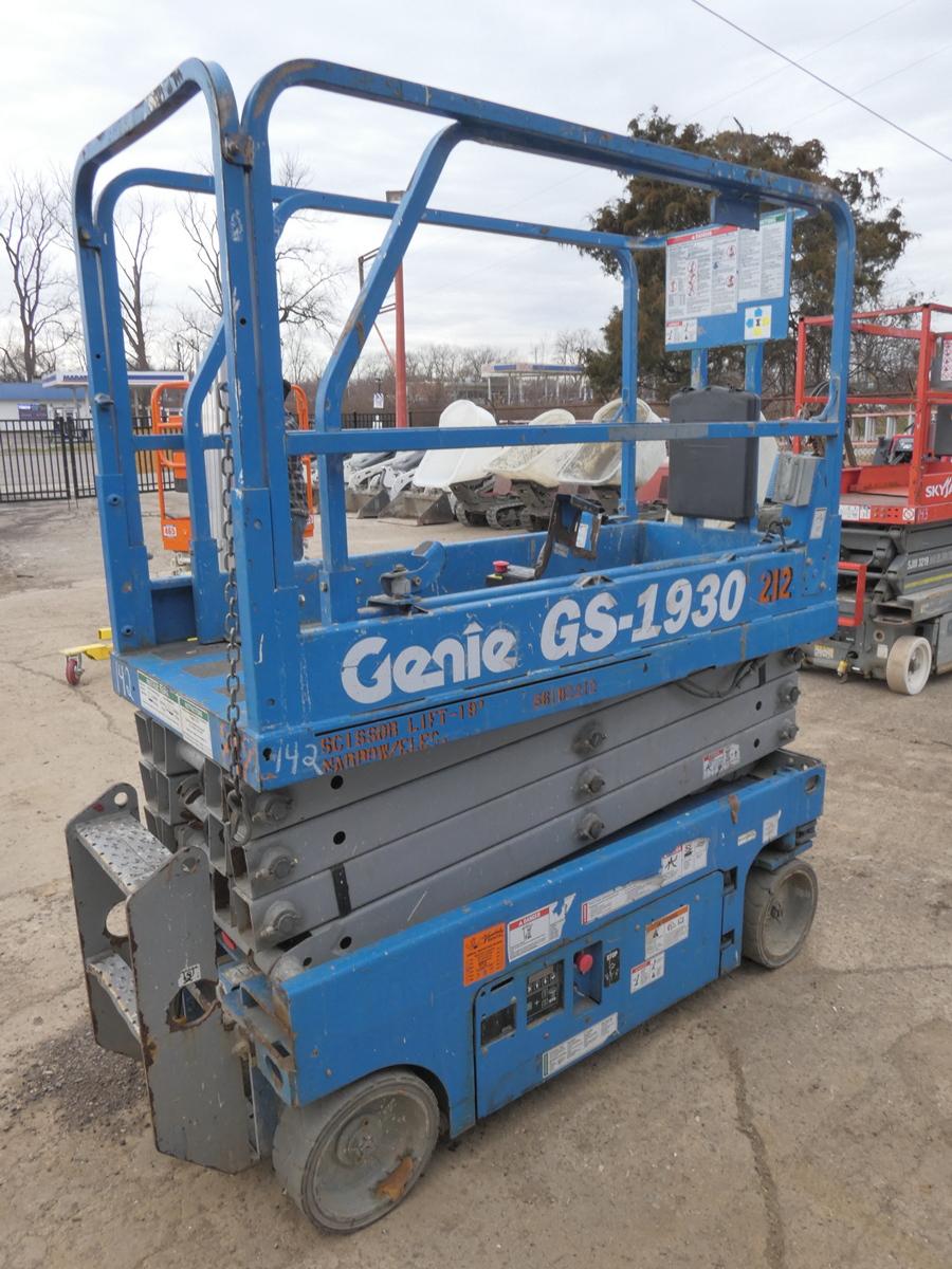 2015 Genie GS1930 19' Scissor Lift, SN:GS3015A-140057, 202.1 hrs.