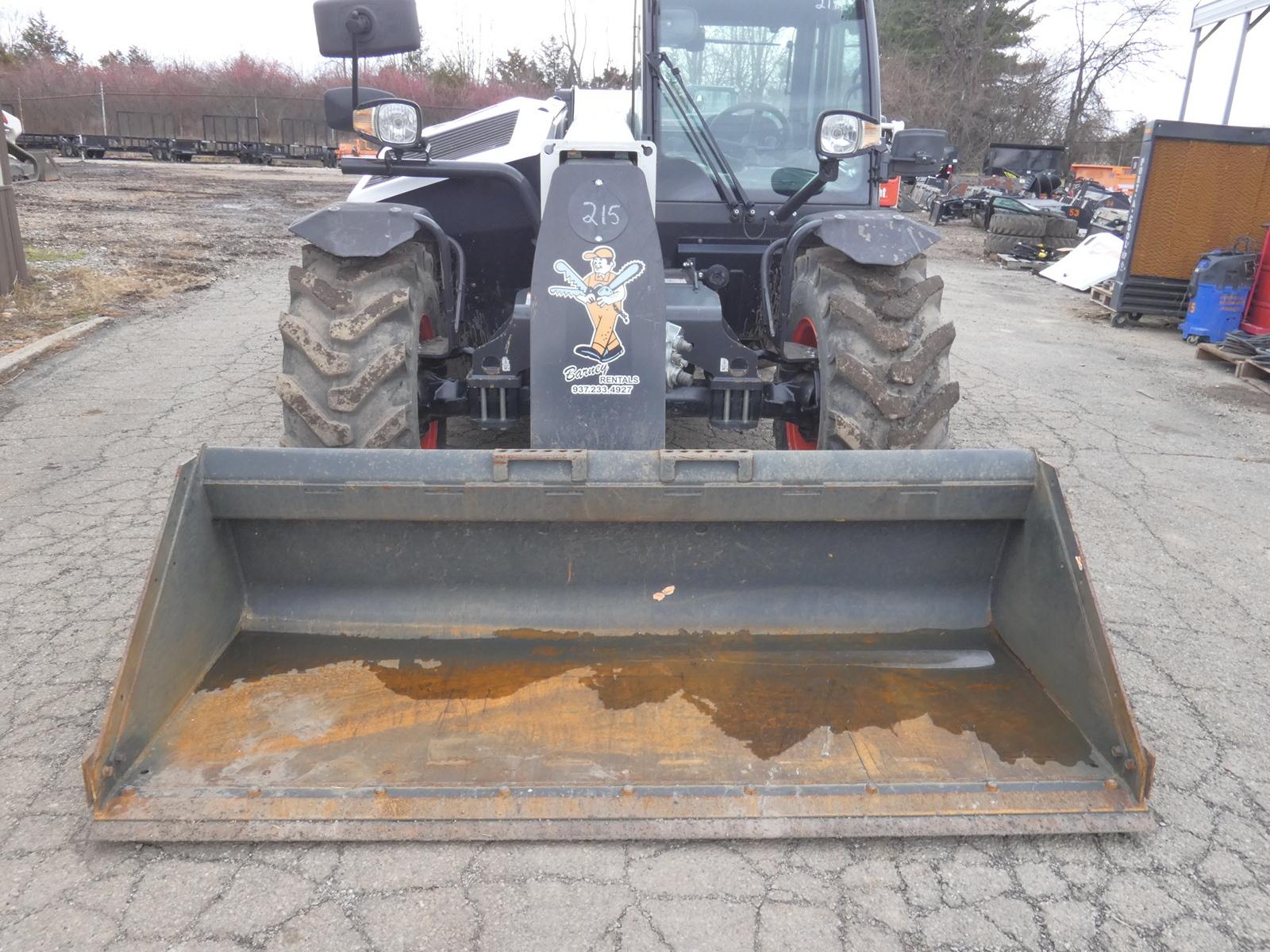 2019 Bobcat V519 4x4 Versahandler, SN:B3YH13249, Cab w/Air, Bobcat QT Bucke