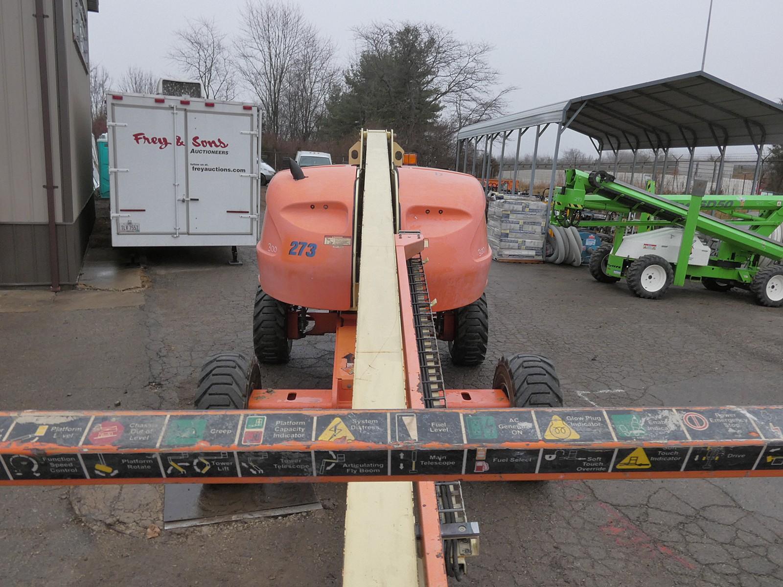 2011 JLG 400S 40' 4x4 Boom Lift, SN:0300149383, Deutz Diesel, 3219 hrs.