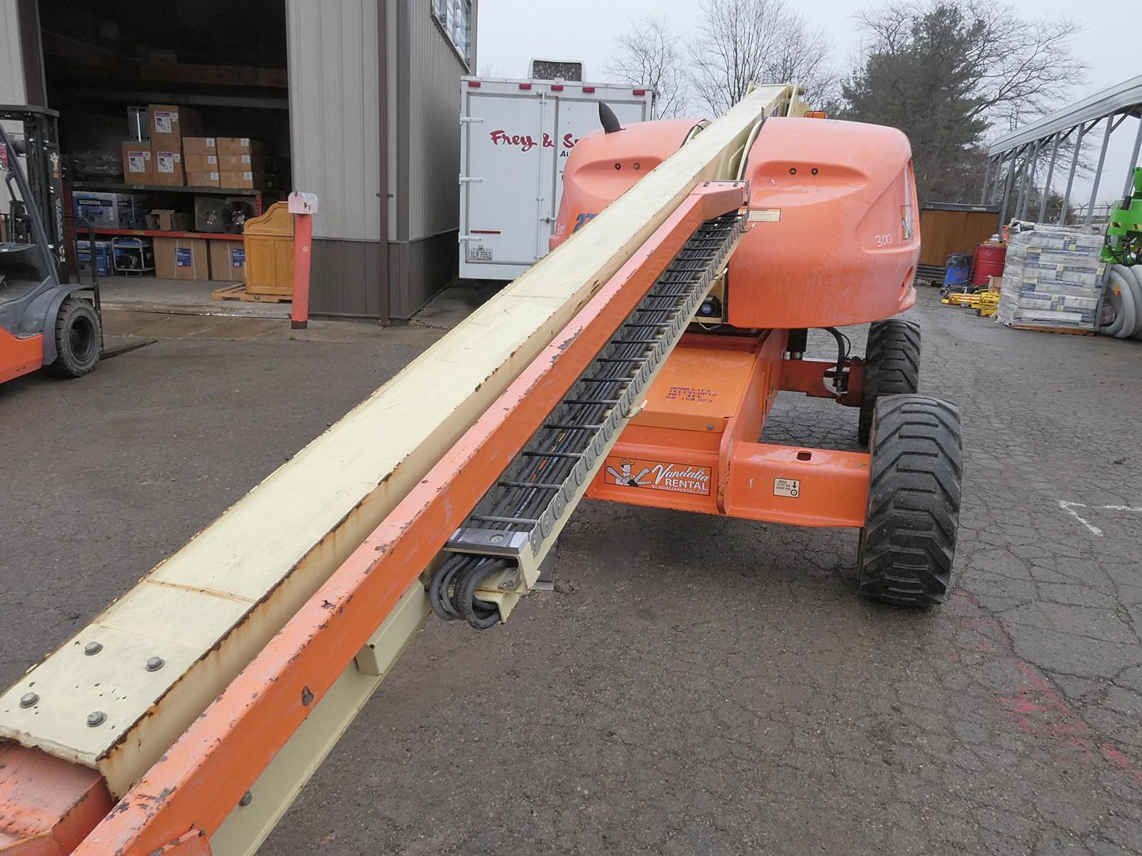 2011 JLG 400S 40' 4x4 Boom Lift, SN:0300149383, Deutz Diesel, 3219 hrs.