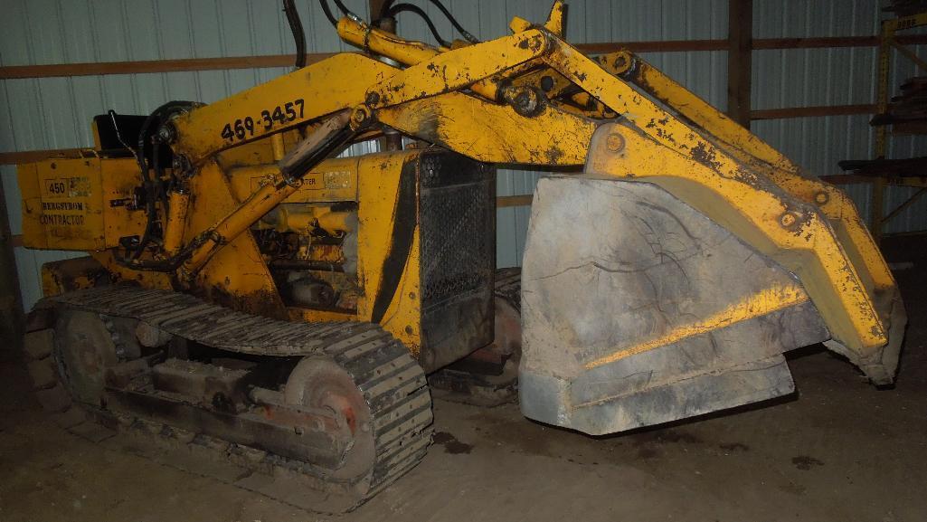 Case 450 Crawler Loader