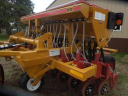 Haybuster 107C 10 ft No Till Seed drill