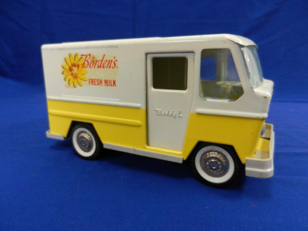 Buddy L Milk Van - Bordens Fresh Milk