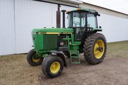 1990 John Deere 4255 Tractor