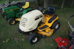 Cub Cadet LT 1046 Tractor