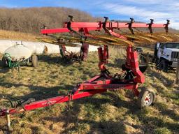 Ogden Hybrid Hay Runner 10 Wheel V Rake, Pull type with hydraulic controls, super nice late model