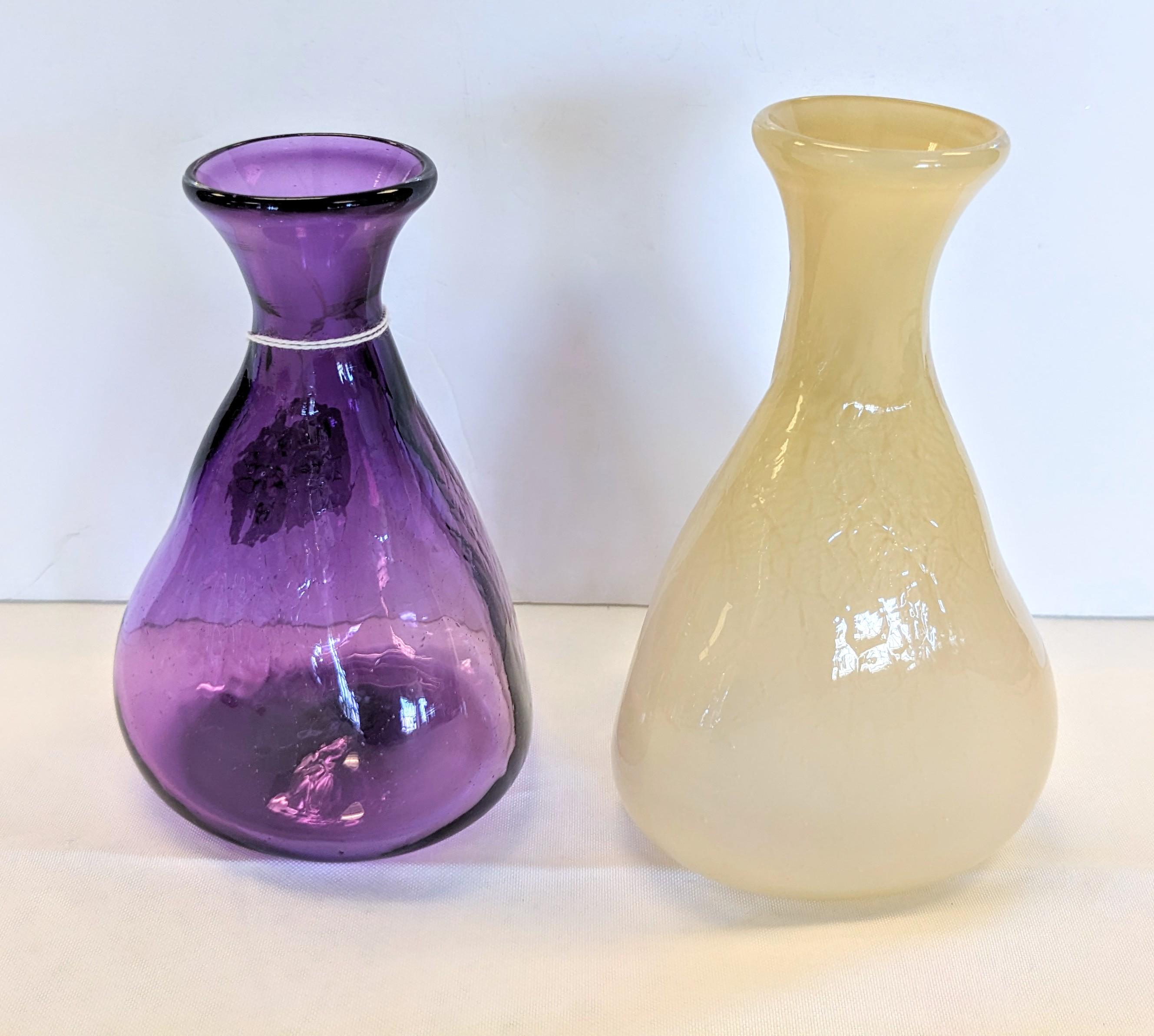 WILSEA O'BRIEN SIGNED ART GLASS VASE SET