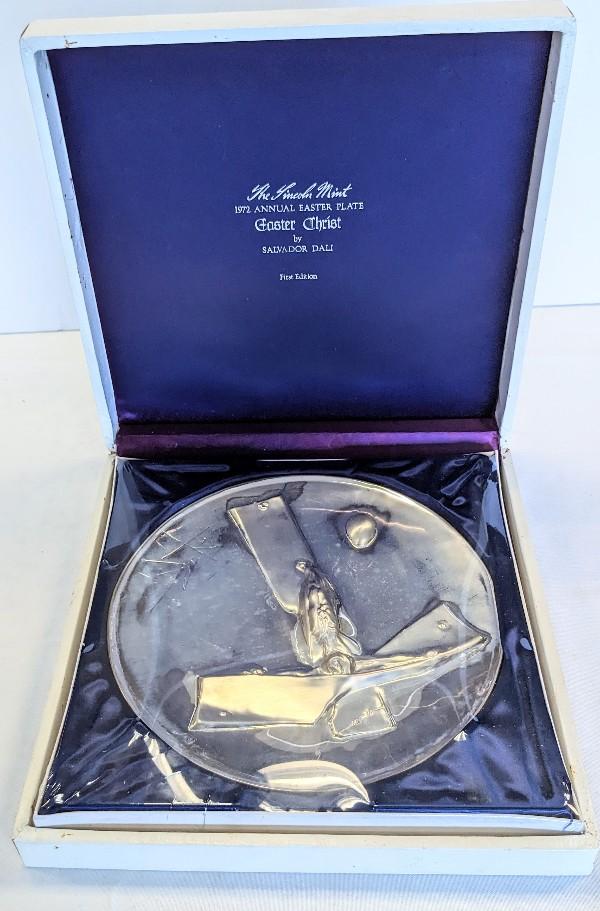 1972 LINCOLN MINT SALVADOR DALI STERLING SILVER PLATE TITLED "EASTER CHRIST"