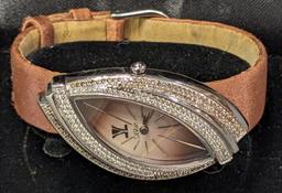 RARE LIMITED EDITION LE VIAN 2 CARAT DIAMOND LADY'S WATCH