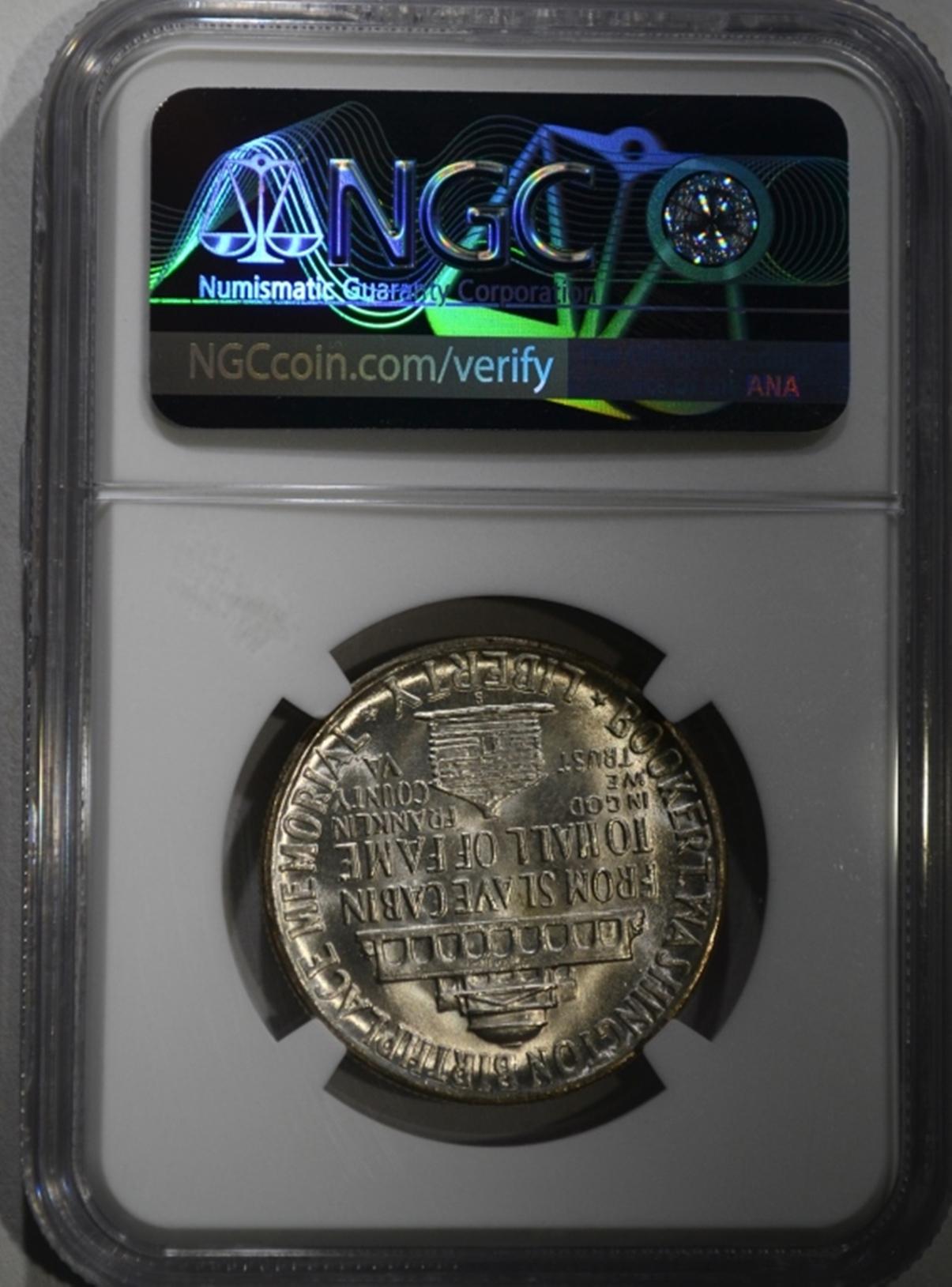 1946-S B. T. WASHINGTON HALF, NGC MS-66