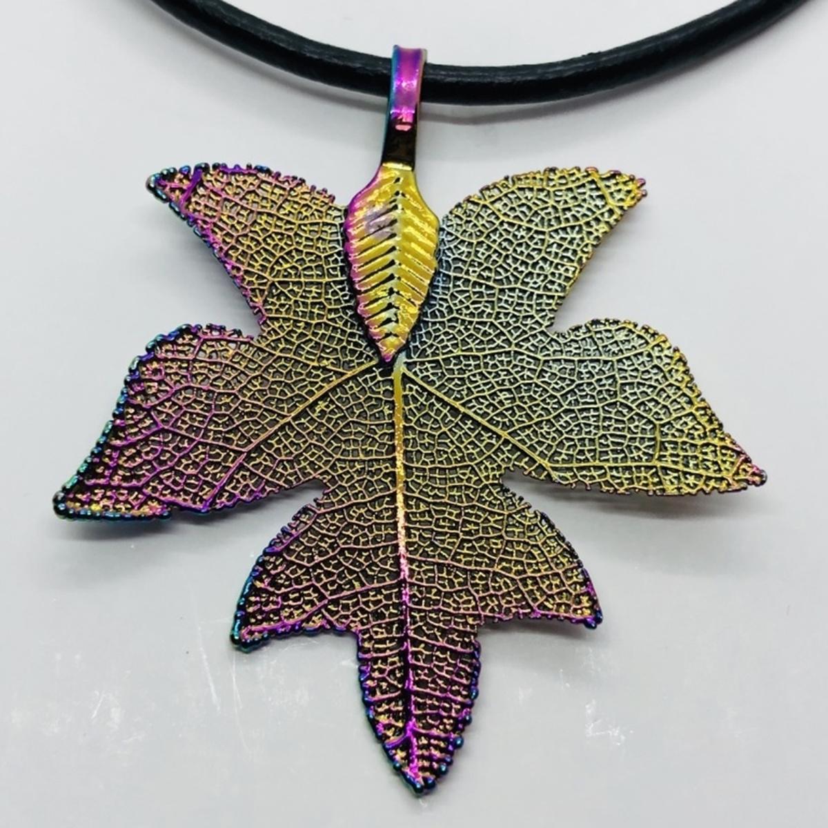 FASHION JEWELRY LEAF NECKLACE