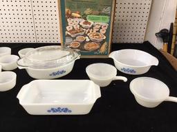 Vintage DynaWare Bakeware Set