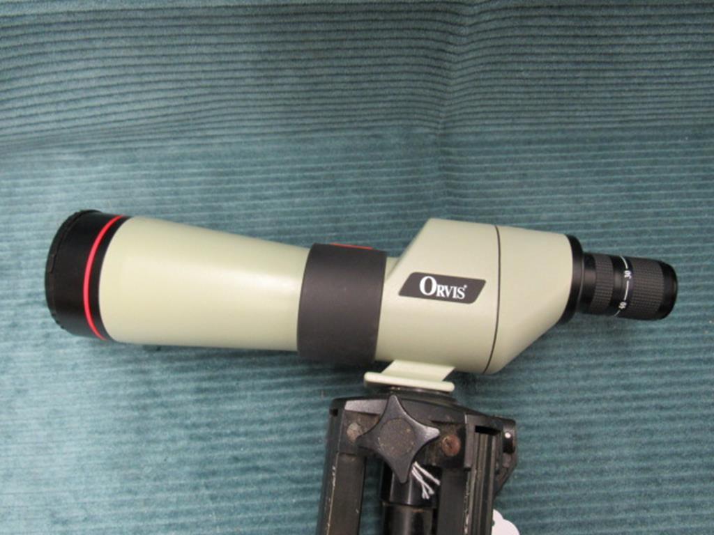 Orvis 20-50 spotting scope with dust cover and tripod, previously used