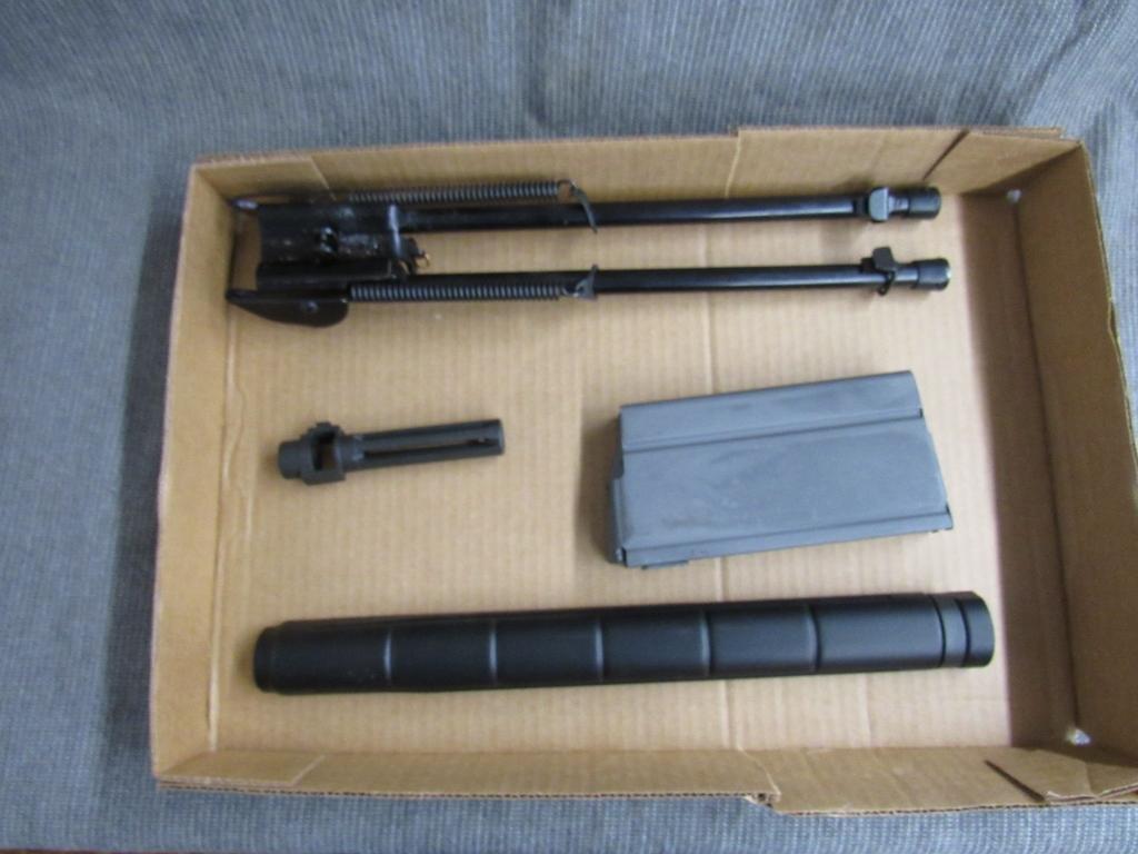 Flash hider M1A1, bipod, mag, hand guard.
