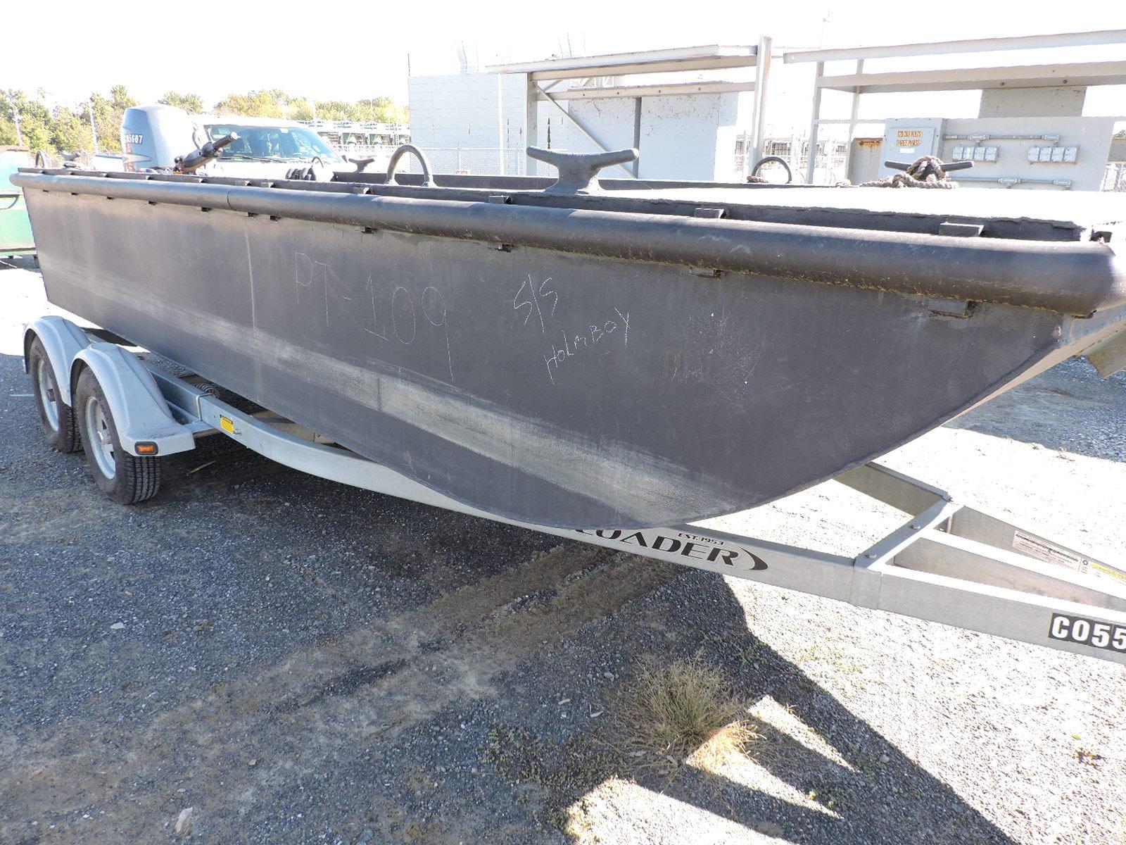 16' Flat Bottom Barge – EZ Load Trailer – Yamaha 90 Fuel Injected 4-Stroke