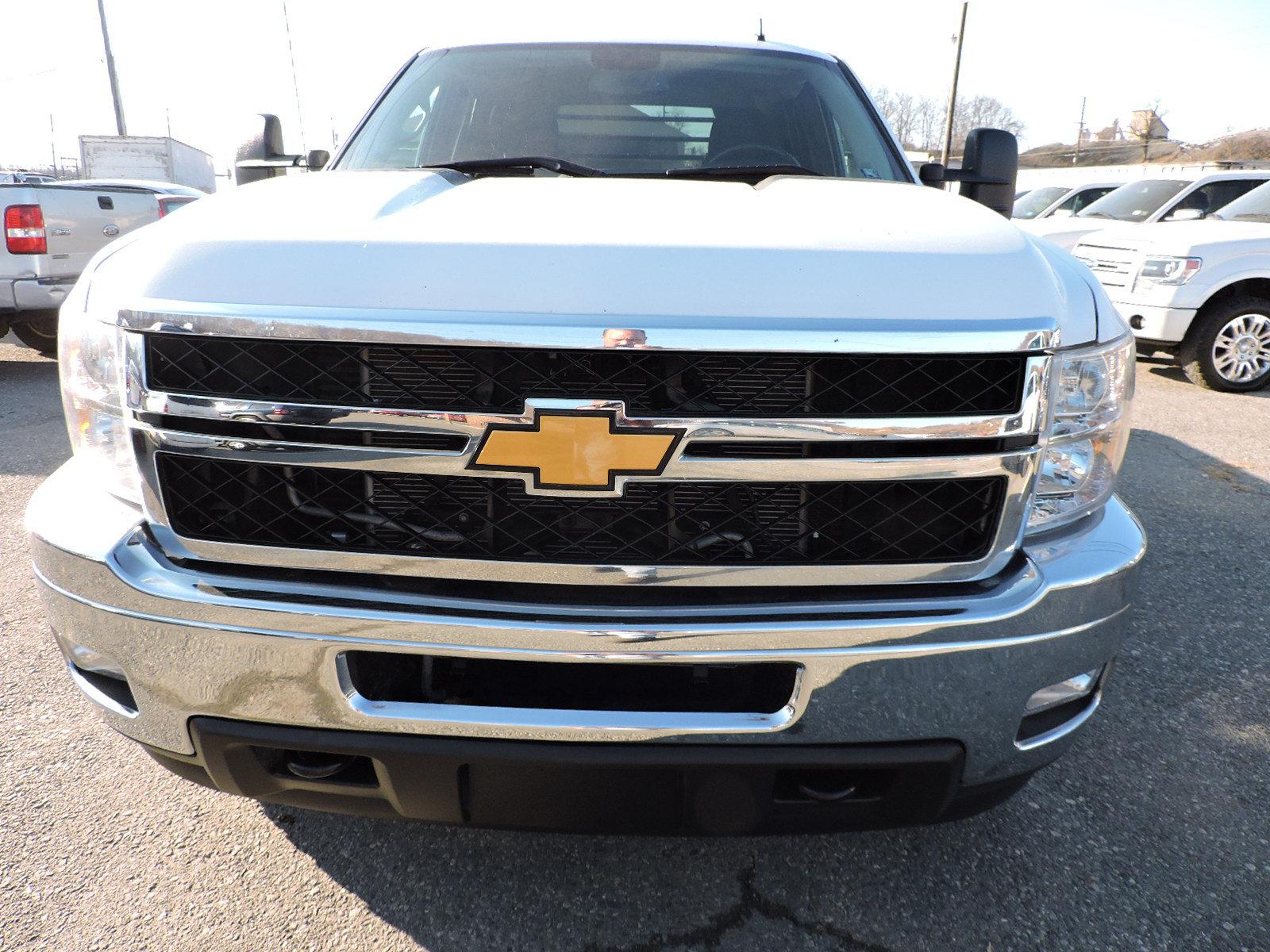 2012 Chevrolet Silverado 3500 HD ExtraCab 4X4 Turbo Diesel Hauling Truck