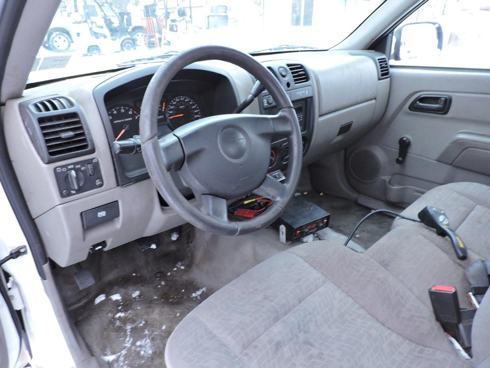 2005 Chevrolet Colorado 4X4 - with Meyer Plow Set Up