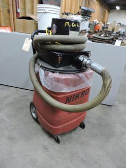 NIKRO Industrial/ Commercial Shop Vac