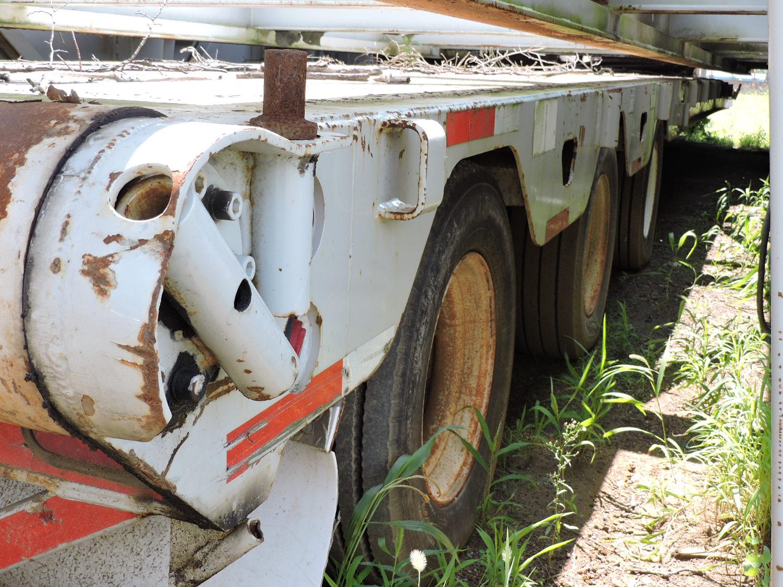 2010 ASPEN LB60-3 60-Ton Tri-Axle Fixed Hydraulic Lowboy / Lowbed Gooseneck Trailer.