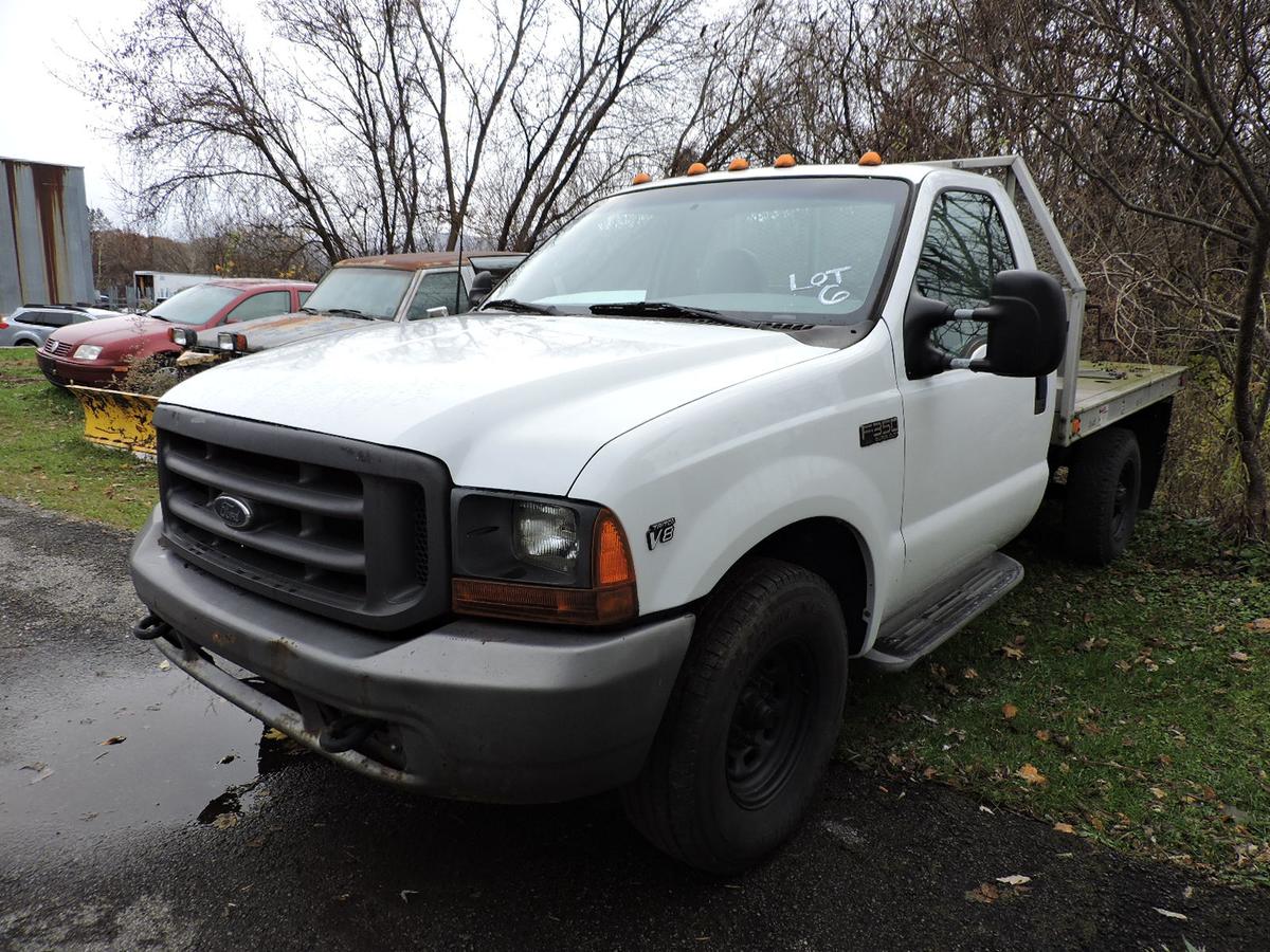 2000 Ford F350 XL Regular Cab Flatbed Pickup - Low Miles