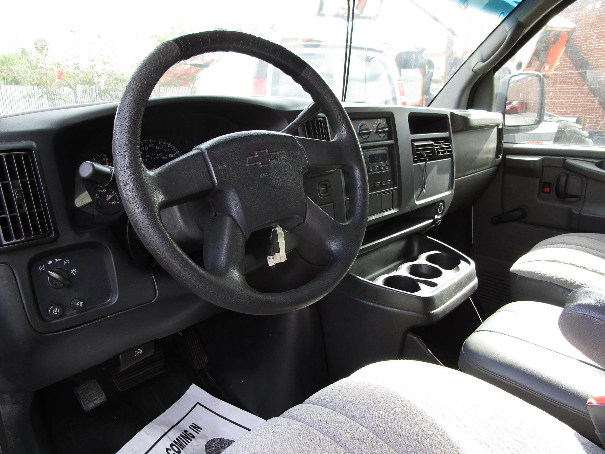 2005 Chevrolet G2500 Express Cargo Van - Gasoline 4.8L - 261,314 Miles - Runs & Drives / SEE CHANGE