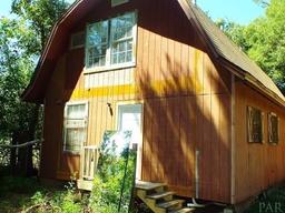 2 BR / 2 BA Converted-Barn-Style Home on .27 Acres - No Reserve / High Bid Owns It