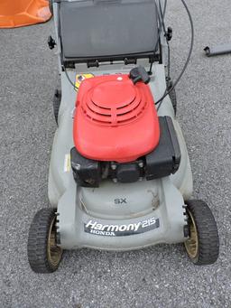 HONDA Harmony 215 Push Mower - Gas - Functions Well