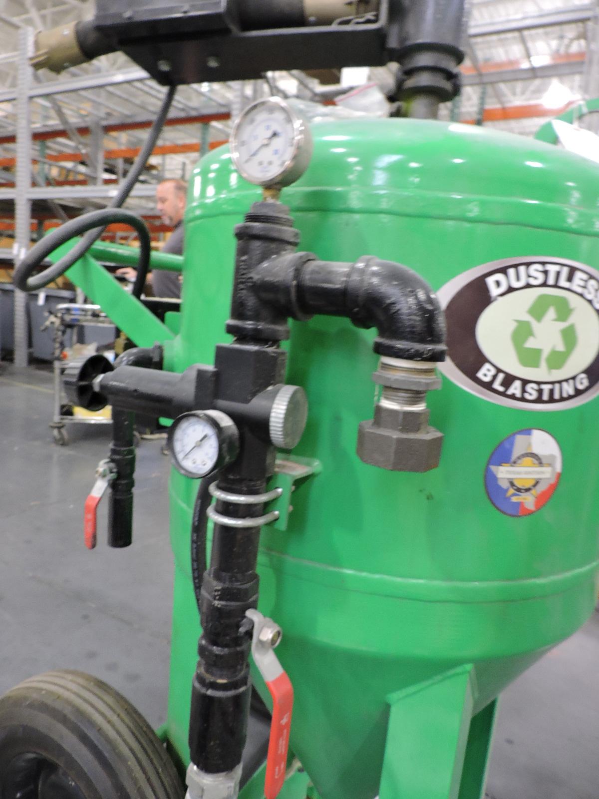 MMLJ Brand - DUSTLESS BLASTER - Model: DB800 with All Hoses / Built 2014