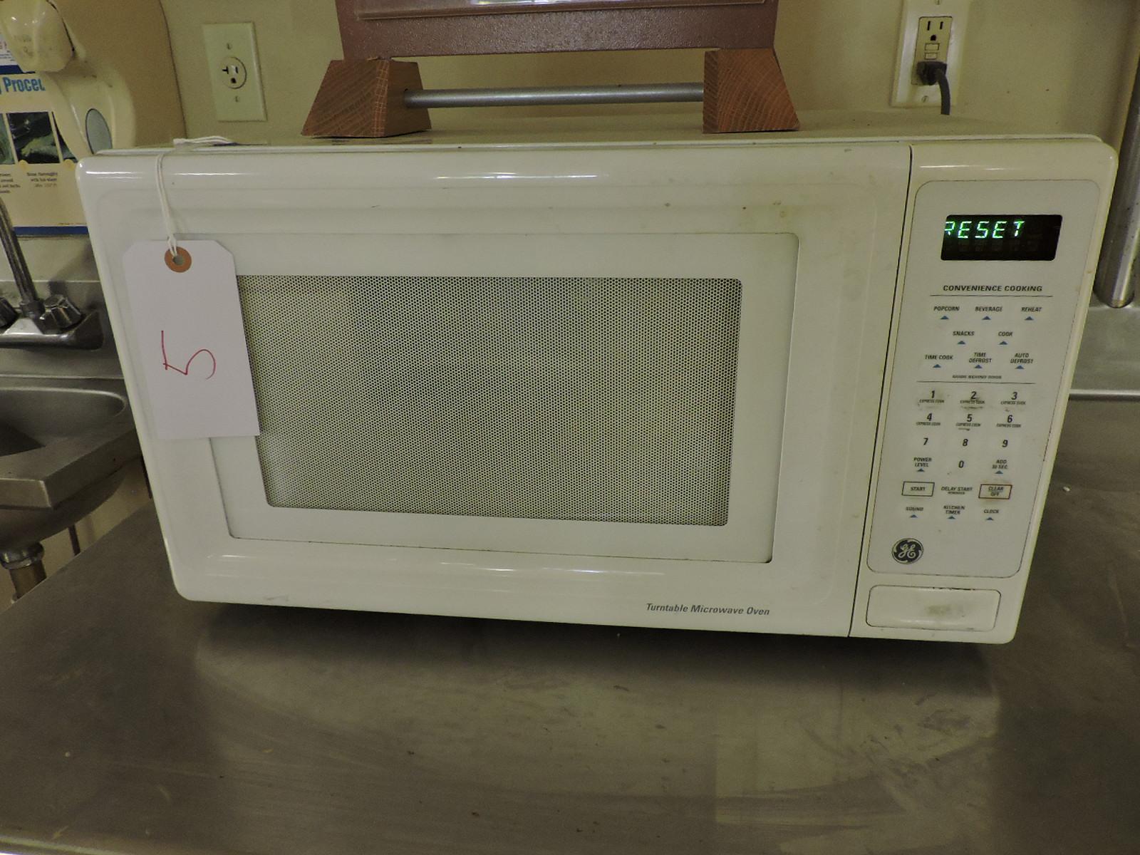 GE Brand Microwave Oven - Functional