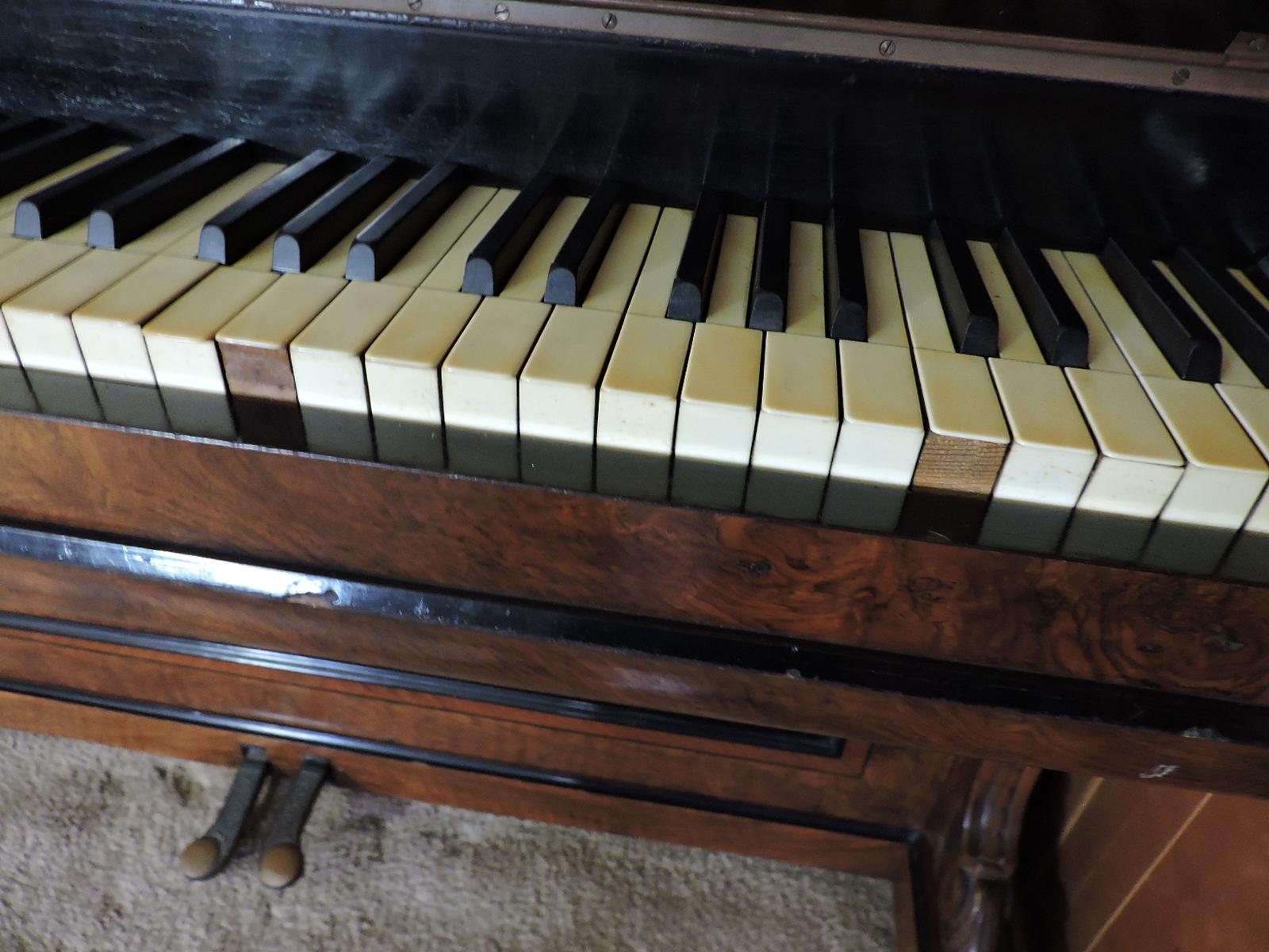 Wald Friberg - Kiobenhaven Upright Piano