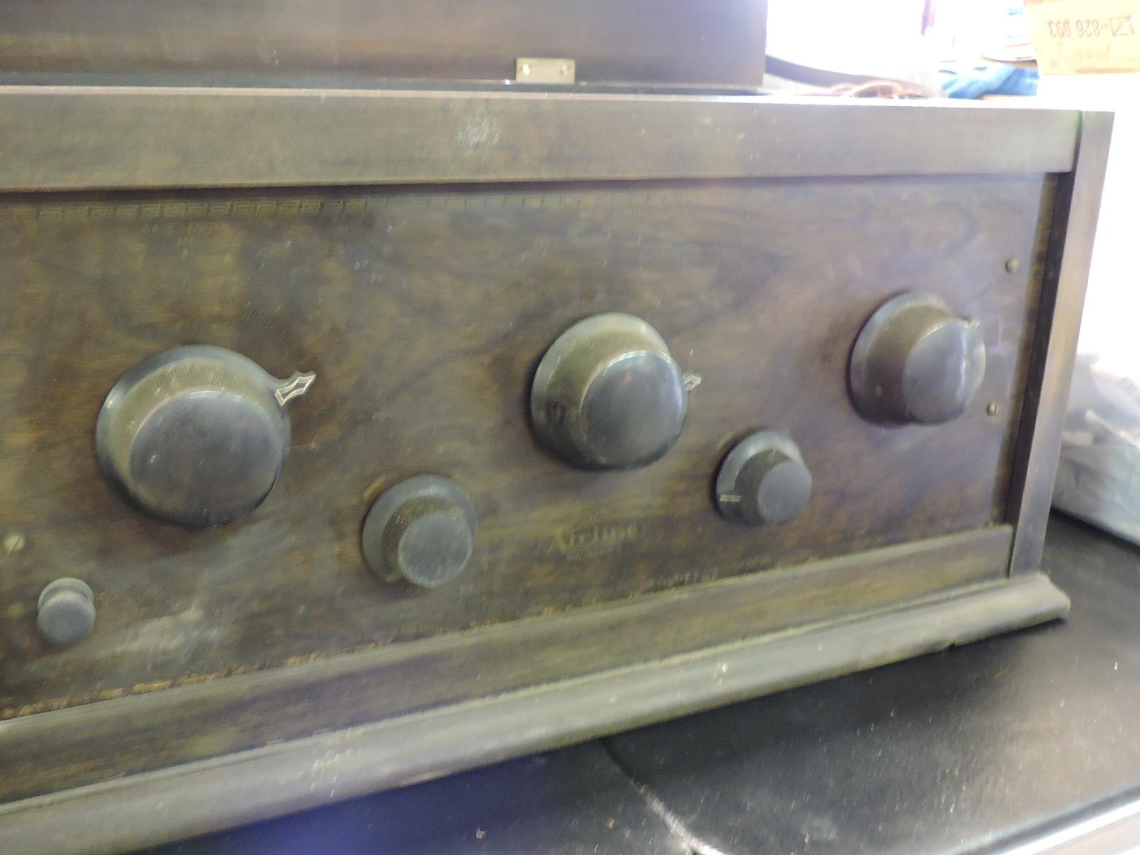 Antique Tube Radio - Brand Unknown - 1920's ??