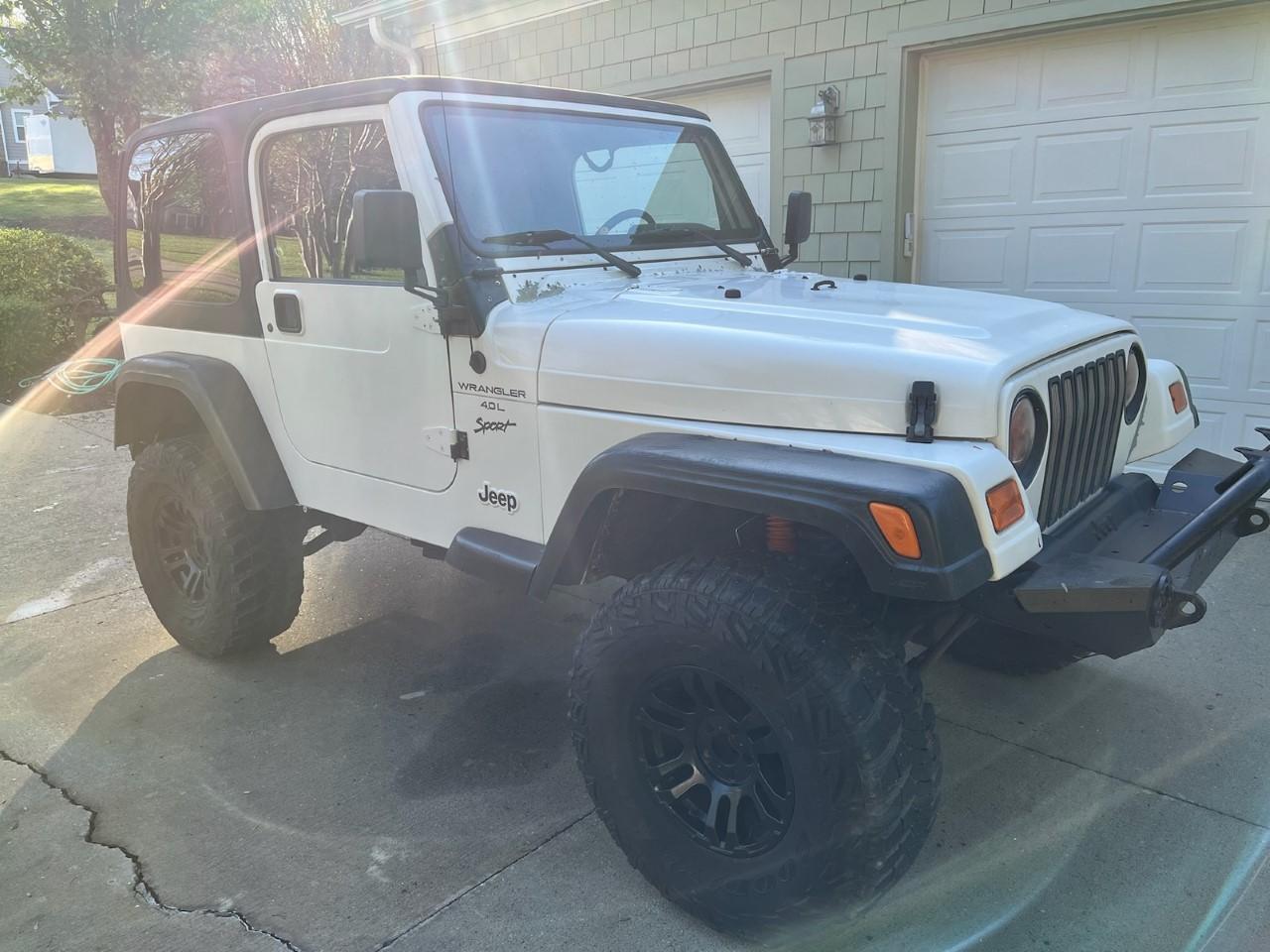 2000 Jeep Wrangler 4.0L 2-Door with Hardtop - 86k Miles