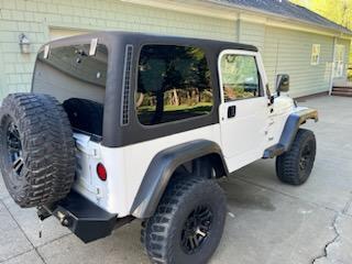 2000 Jeep Wrangler 4.0L 2-Door with Hardtop - 86k Miles