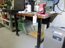 Small Work Bench with Bench Vise / 47" Wide X 30.5" Tall X 26.5" Deep