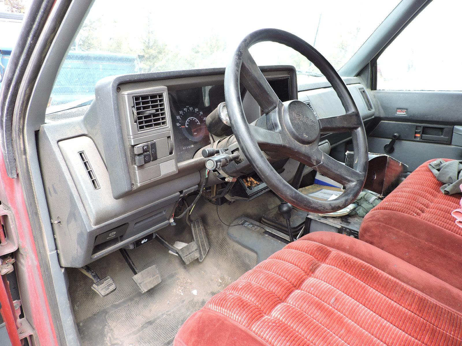 1989 GMC Sierra 1500 Regular-Cab Short-Bed Pickup / 4X4 with Manual Trans.