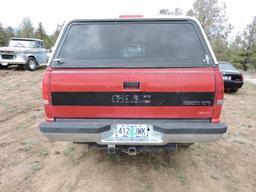 1989 GMC Sierra 1500 Regular-Cab Short-Bed Pickup / 4X4 with Manual Trans.