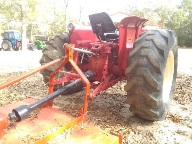 *sold!!* 444 International tractor w/brush hog mower