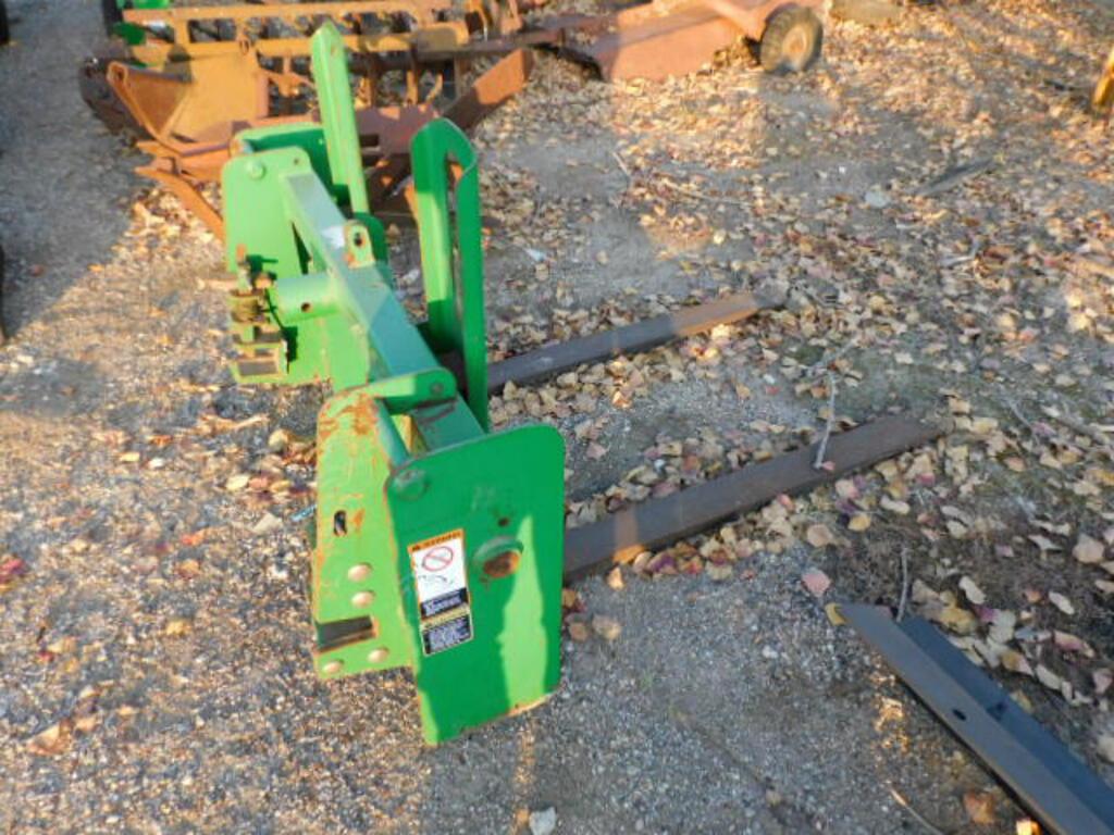 *SOLD* John Deere Pallet Forks