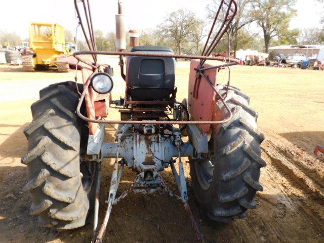 *SOLD*MASSEY FERGUSON 165 DIESEL FARM TRACTOR