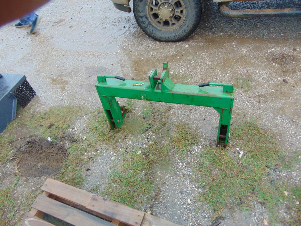 *SOLD*JOHN DEERE QUICK HITCH CATAGORY ii
