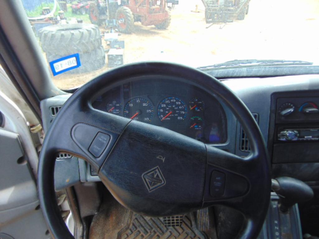 ****NOT SOLD*2001 INTERNATIONAL 4300 SERIES DIESEL DT 466 TRUCK