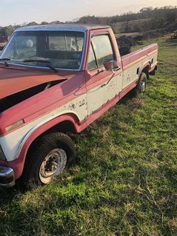 82 FORD F250 4X4 TRUCK