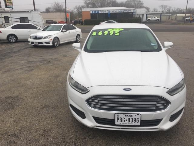 2014 FORD FUSION  /VERY CLEAN PER OWNER