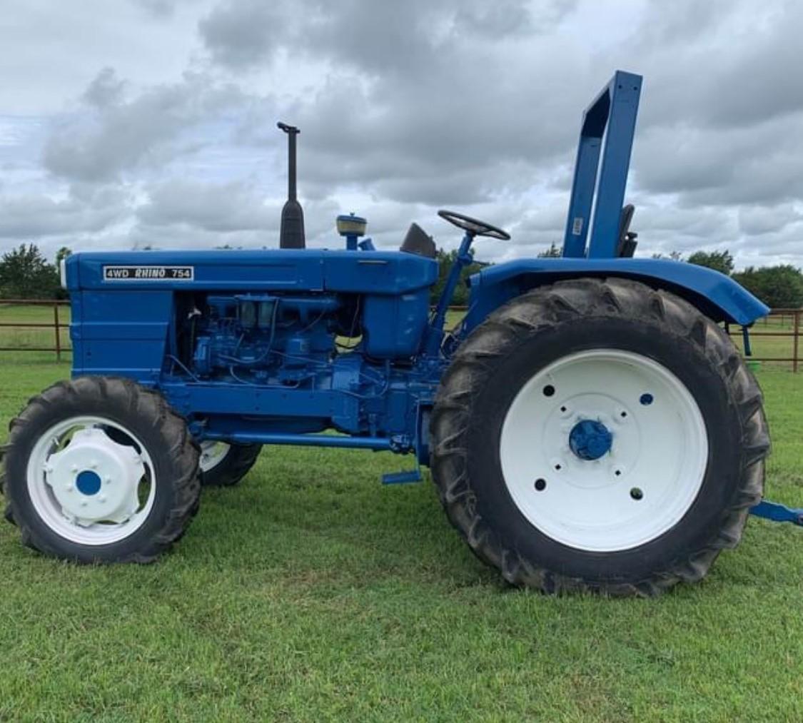 *NOT SOLD*4X4 INTERNATIONAL RHINO DIESEL TRACTOR