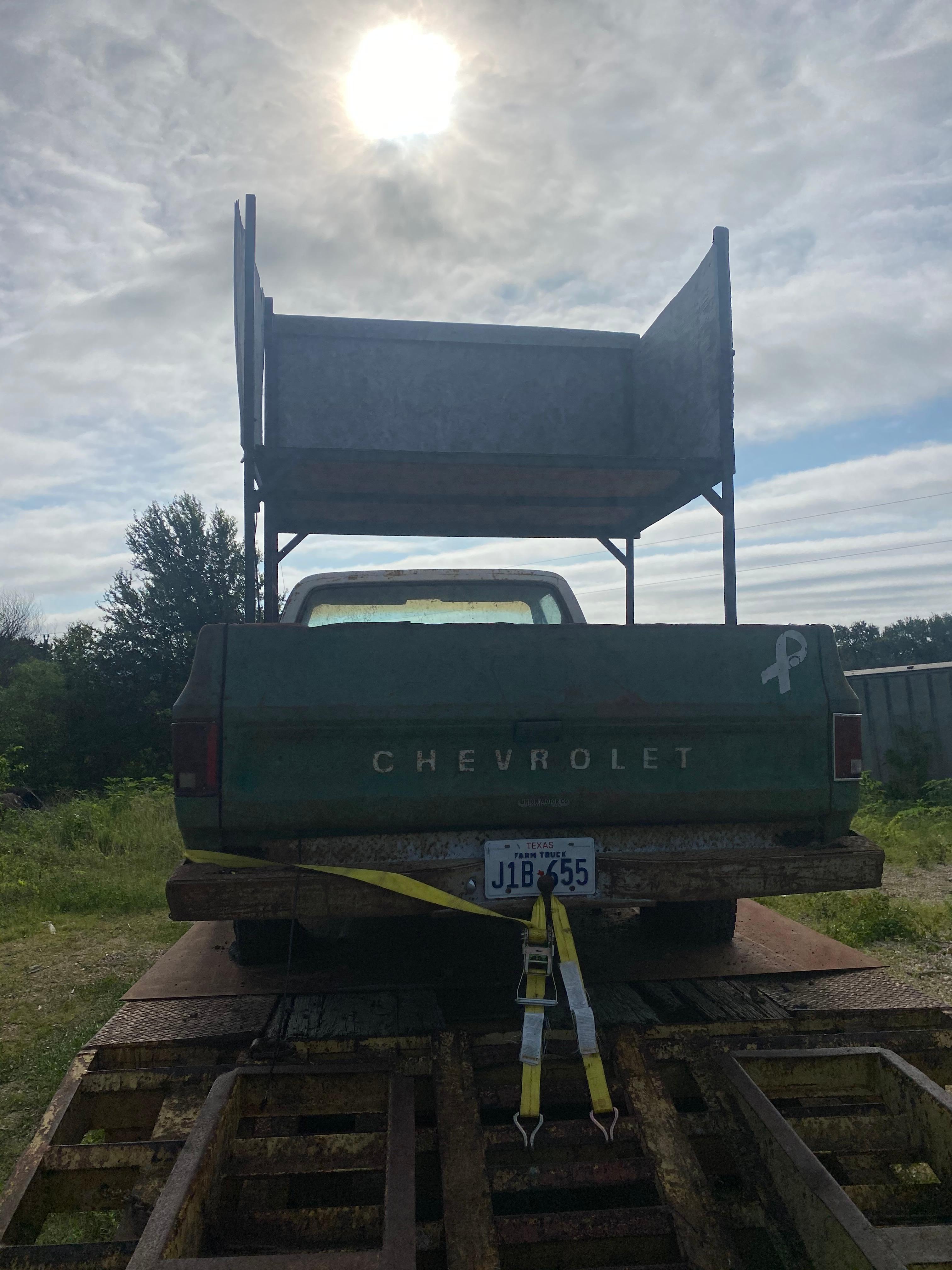 *SOLD* 1979 3/4 TON CHEVY 4X4 GAS ENGINE WITH HUNTING PLATFORM