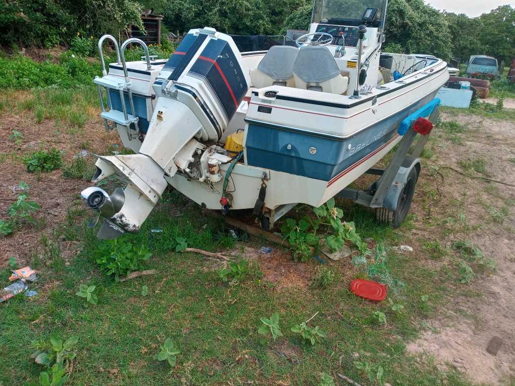 *NOT SOLD*20FT BAYLINER CENTER CONSOLE BOAT & TRAILER