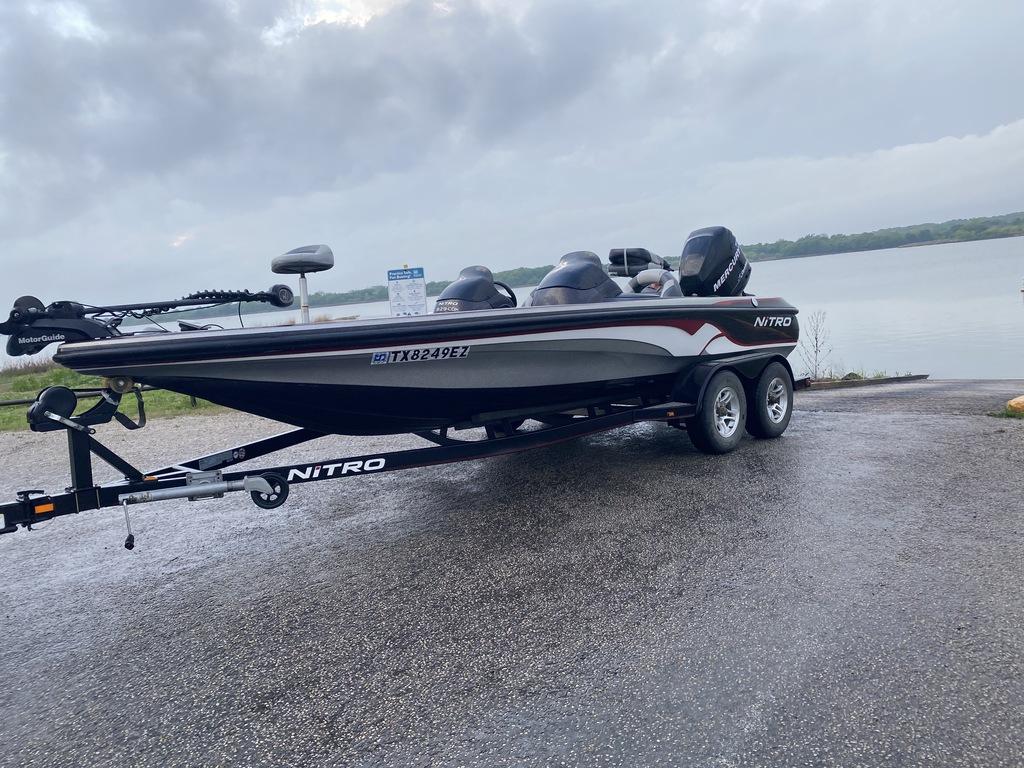 *SOLD* 21' Nitro 929cdx / Mercury Optimax 225