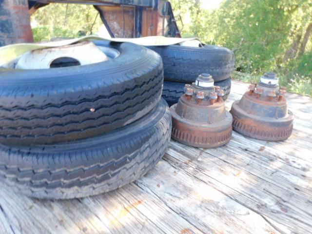 *SOLD* 32FT TOP HAT TRAILER WITH TIRES ON RIMS 750-16